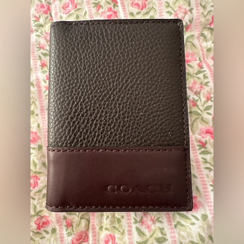 Authentic Coach Vintage Dark Mahogany Leather Wallet ID Case!
